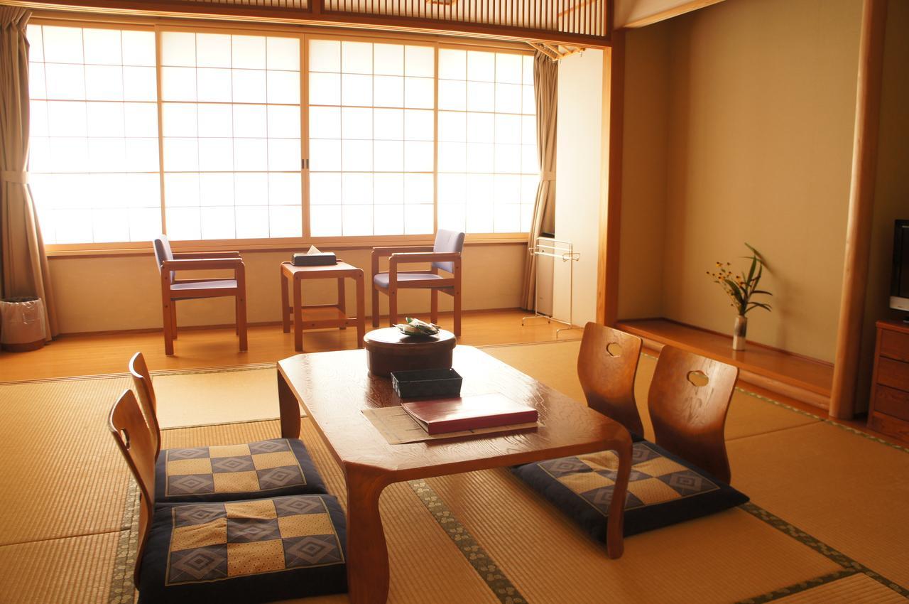 Kamiyama Onsen Hotel Shikinosato & Iyashinoyu Tokushima Buitenkant foto